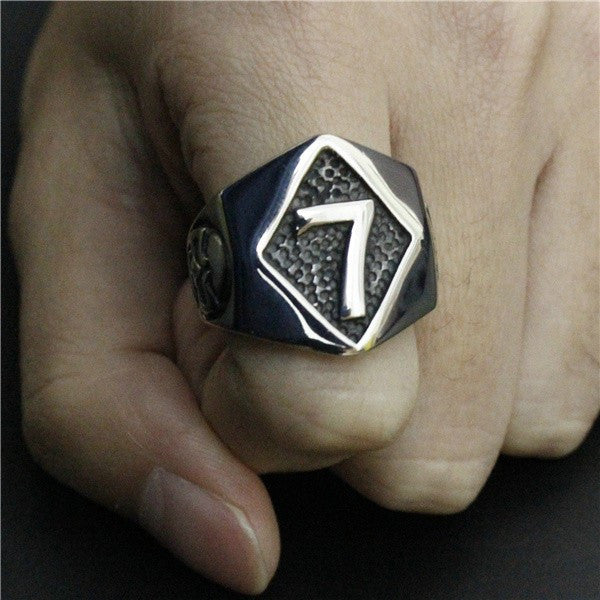 Men's Number 7 Skull Ring