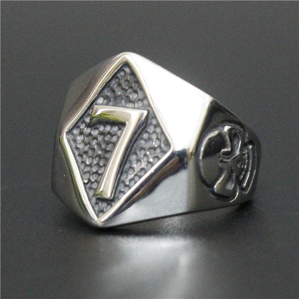 Men's Number 7 Skull Ring