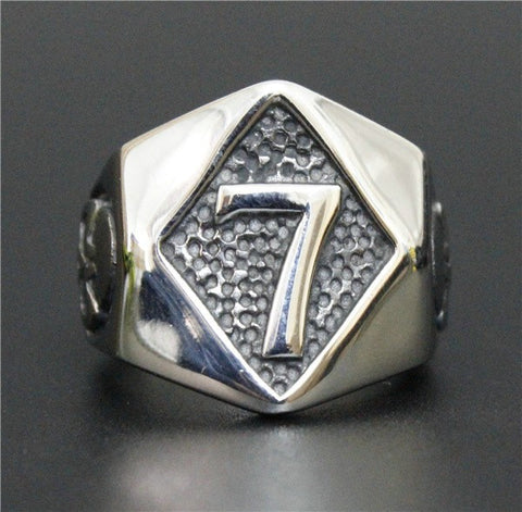 Men's Number 7 Skull Ring